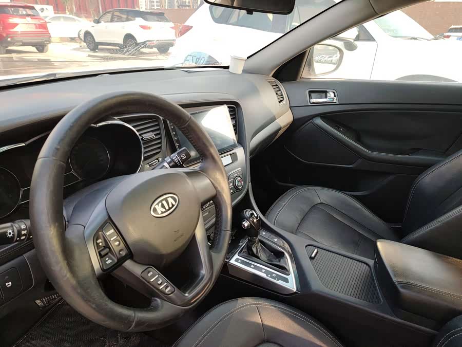Kia K5 2012 #6 Kia K5 2012 car image #6