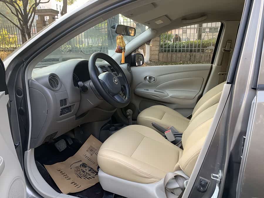 Nissan Sunny 2013 immagine di auto #6