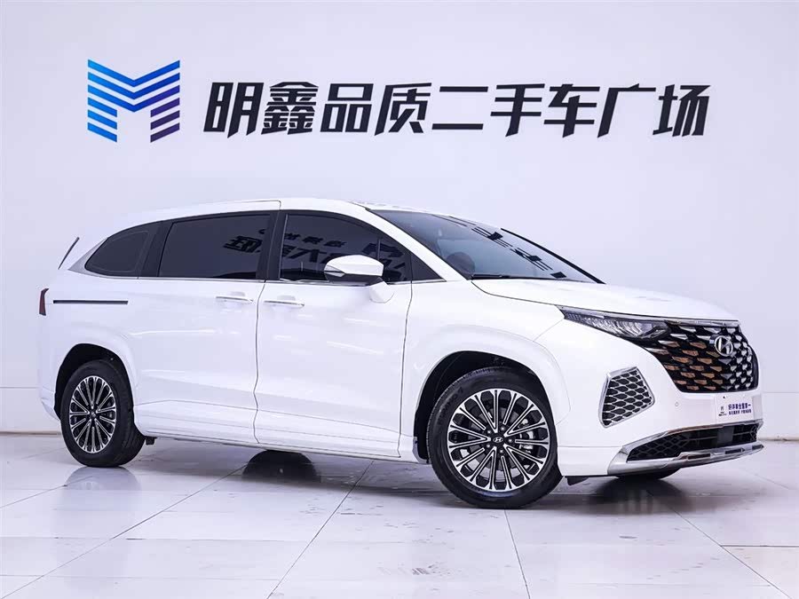 Hyundai Custo 2025 car image #6