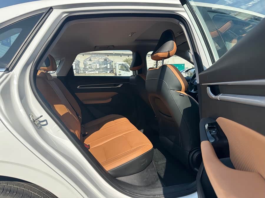 GEELY Emgrand 2024 car image #6