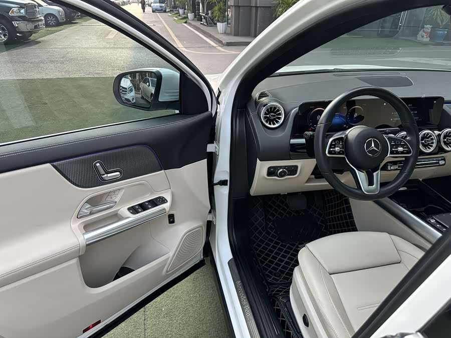 Mercedes-Benz EQA Class 2022 #6 Mercedes-Benz EQA Class 2022 immagine di auto #6