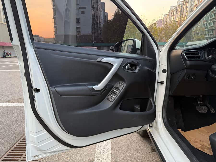 Citroen C3-XR 2016 #6 Citroen C3-XR 2016 car image #6