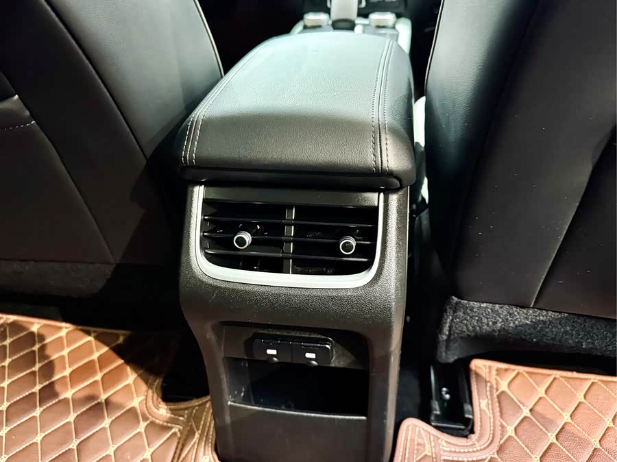 Tank 300 2022 #6 Tank 300 2022 imagen de coche #6