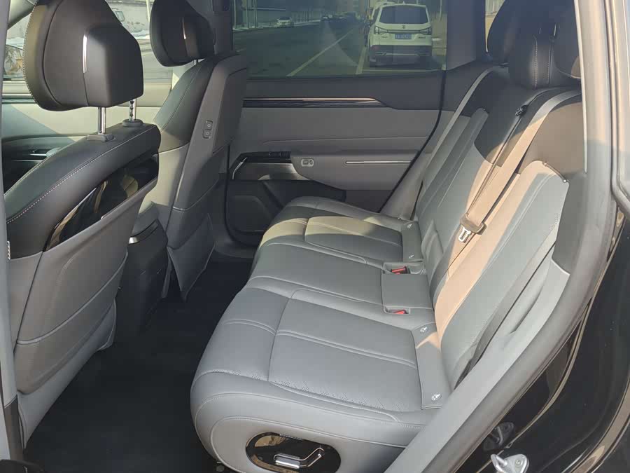 极氪 极氪7X 2024 汽车图片 #6