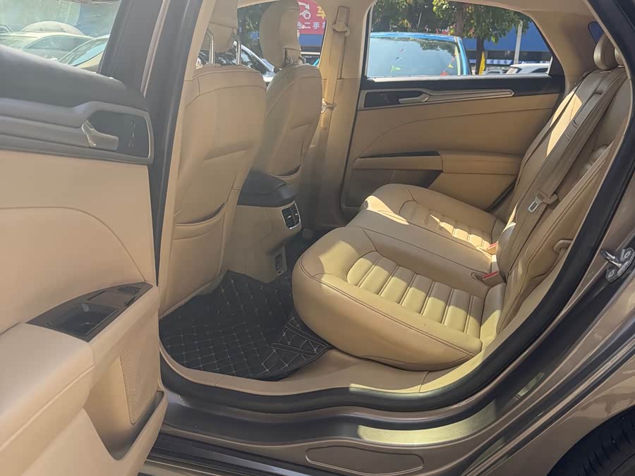 Ford Mondeo 2016 car image #6