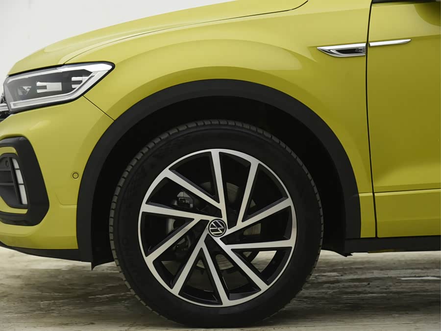 Volkswagen T-Roc 2023 #6 Volkswagen T-Roc 2023 car image #6