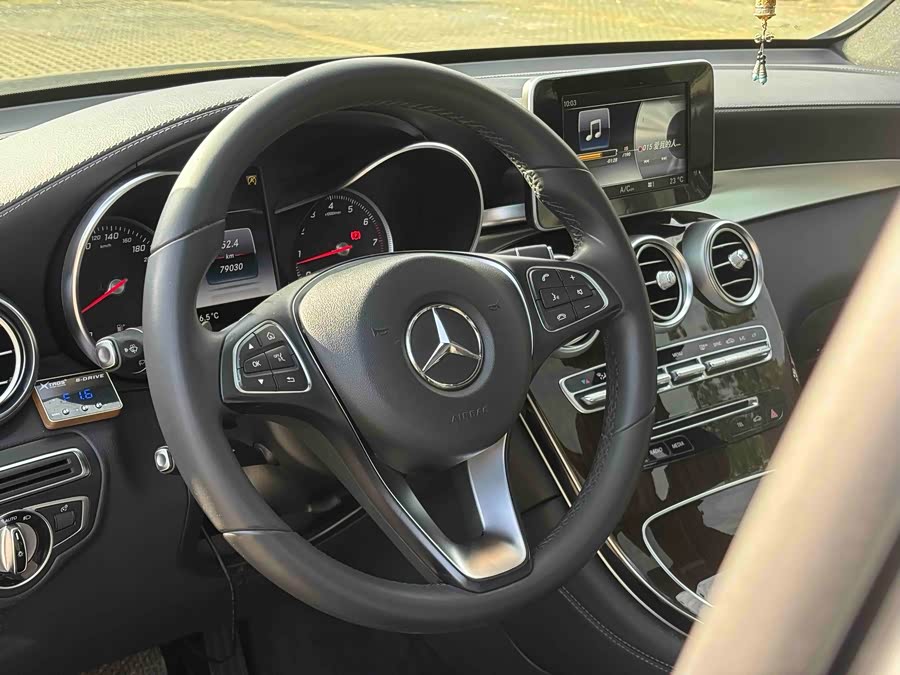 Mercedes-Benz GLC Class 2016 car image #6