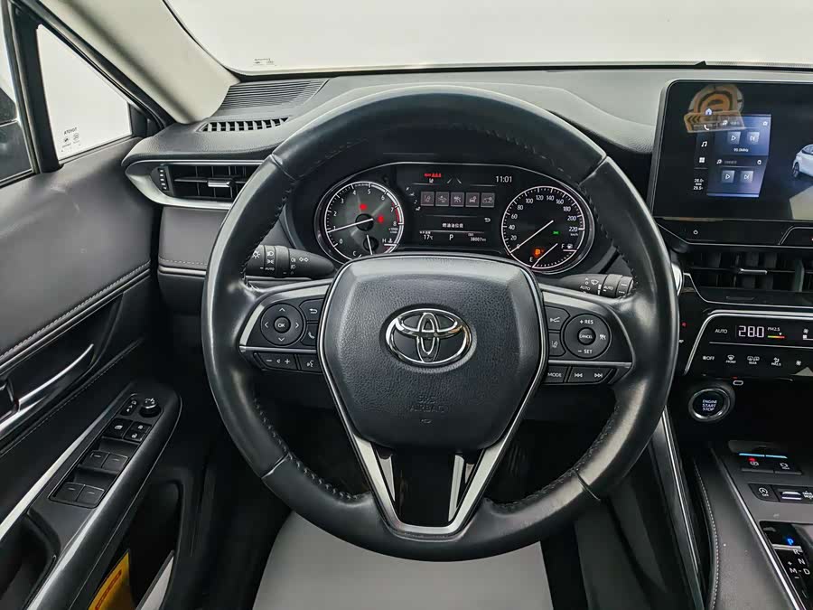 Toyota Venza 2024 immagine di auto #6