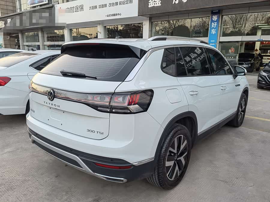 Volkswagen Tayron 2023 immagine di auto #6