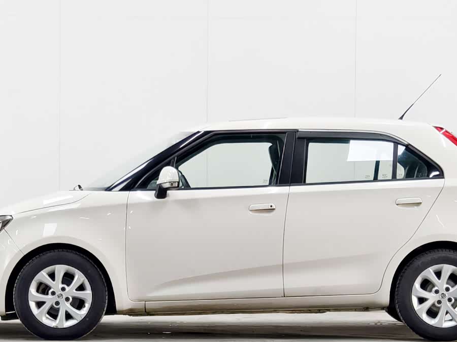 MG 3 2015 car image #6