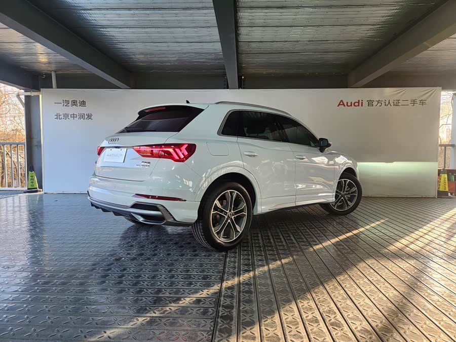 Audi Q3 2023 #6 Audi Q3 2023 car image #6