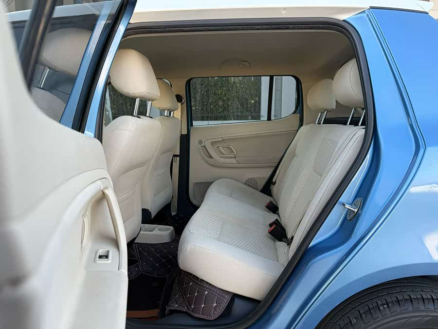 Skoda Fabia 2014 image de voiture #6