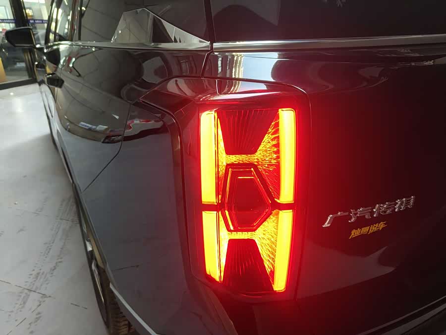 GAC Trumpchi GS8 2025 #6 GAC Trumpchi GS8 2025 car image #6