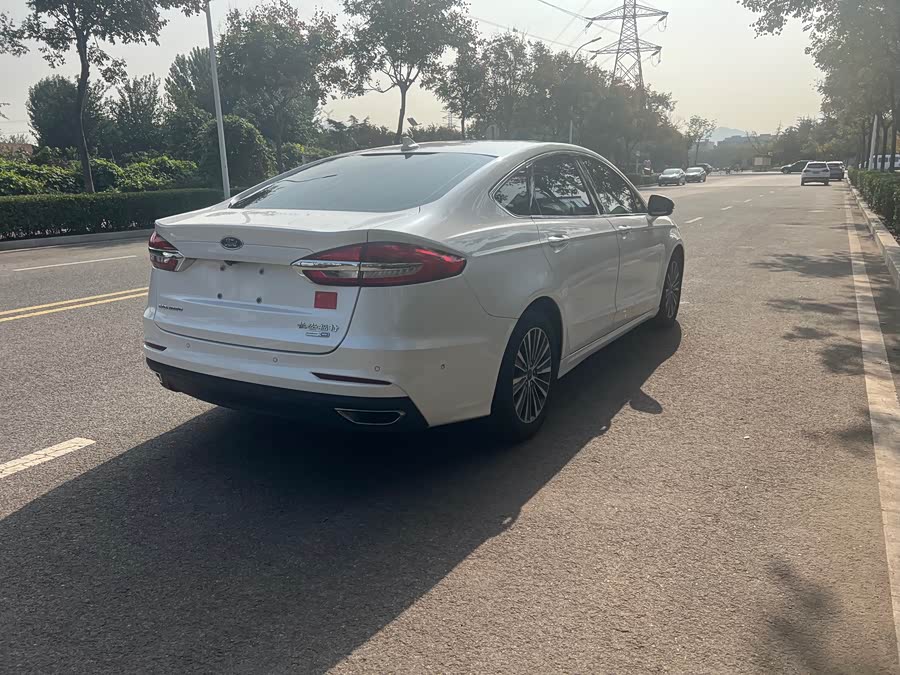 Ford Mondeo 2019 car image #6