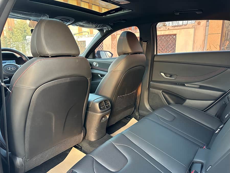 Hyundai Elantra 2023 car image #6