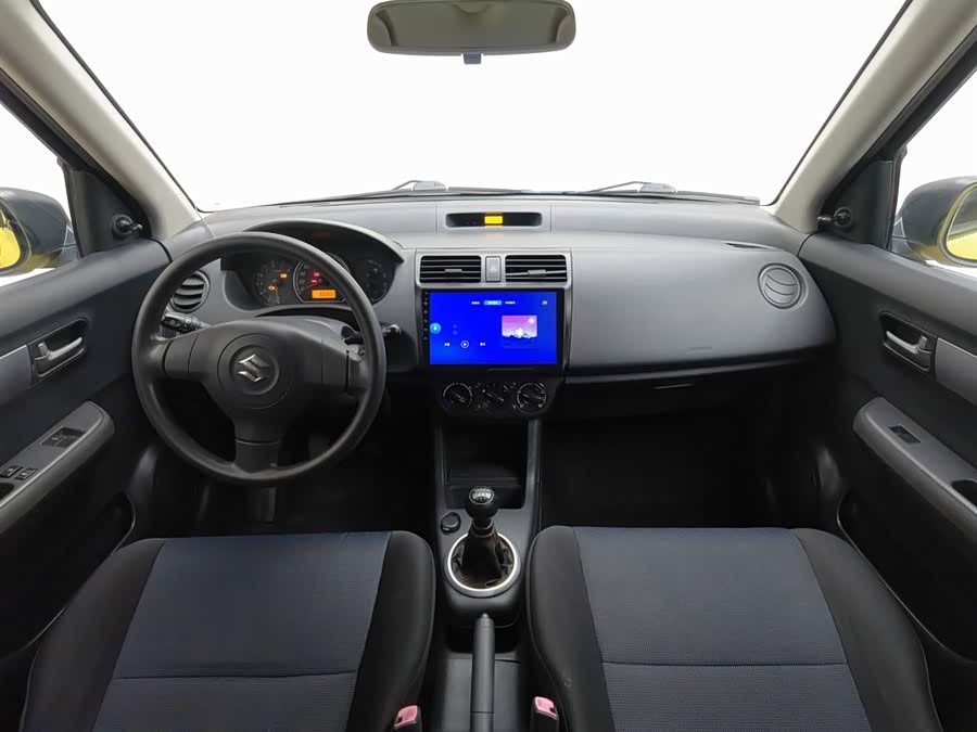 Suzuki Swift 2012 car image #6