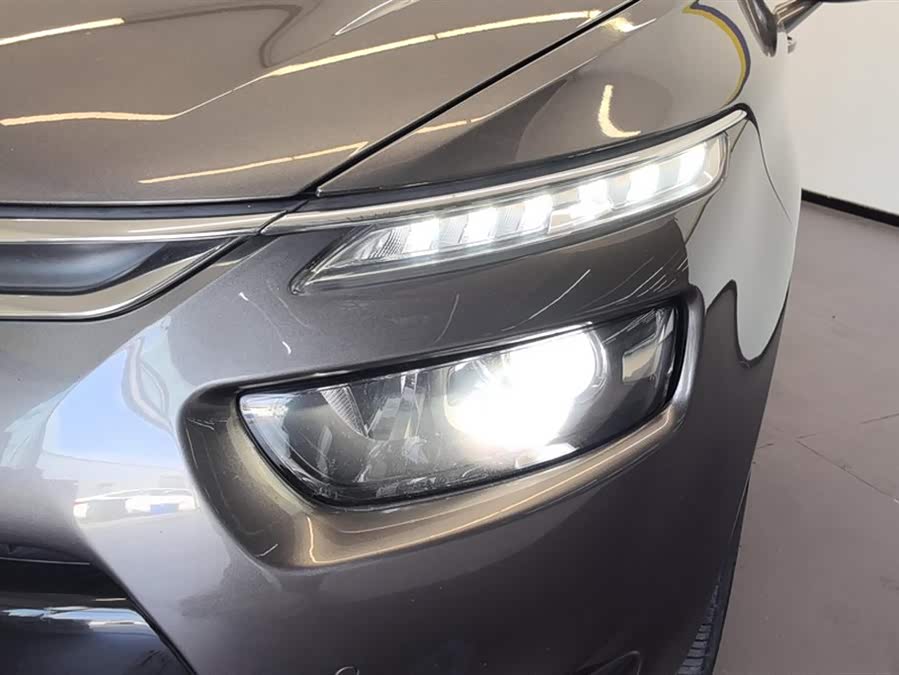 Citroen C4 PICASSO 2018 imagem de carro #6