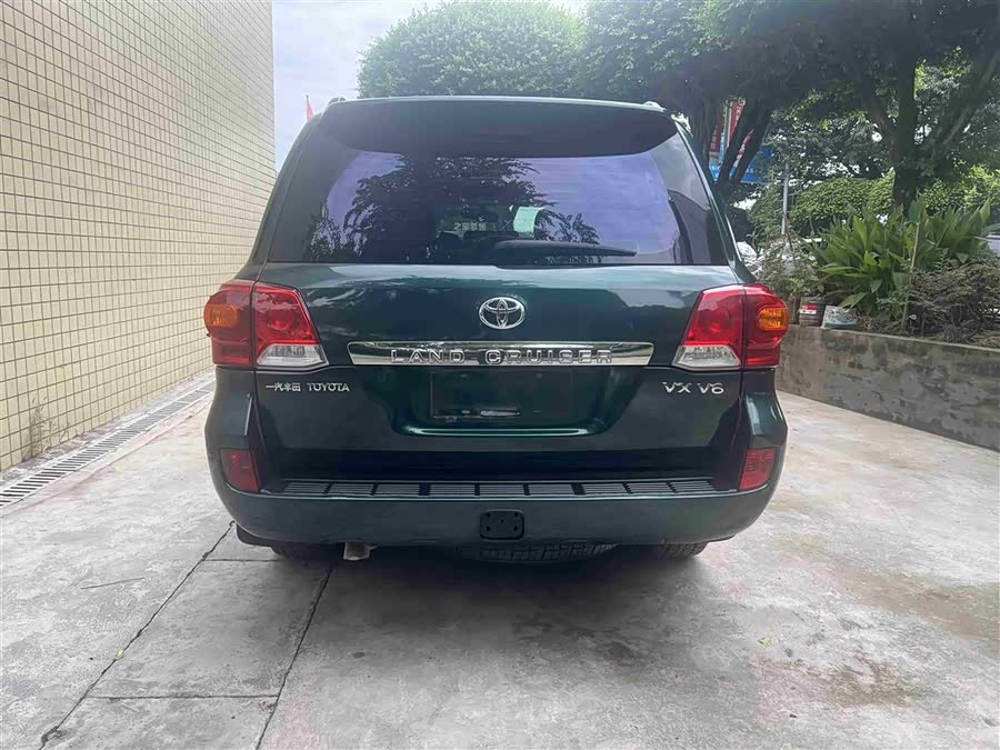 Toyota Land Cruiser 2014 immagine di auto #6