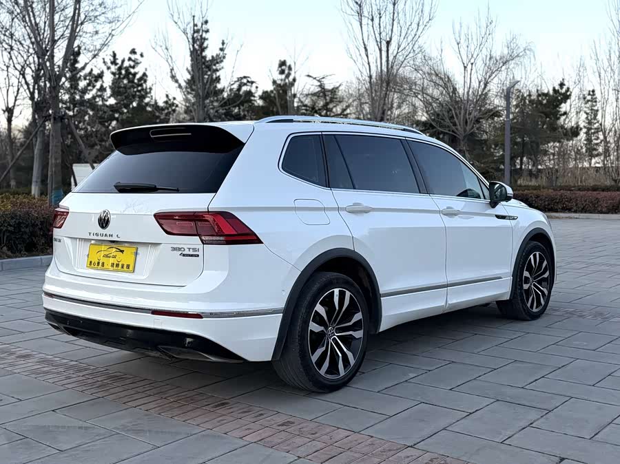 Volkswagen Tiguan L 2021 #6 Volkswagen Tiguan L 2021 car image #6