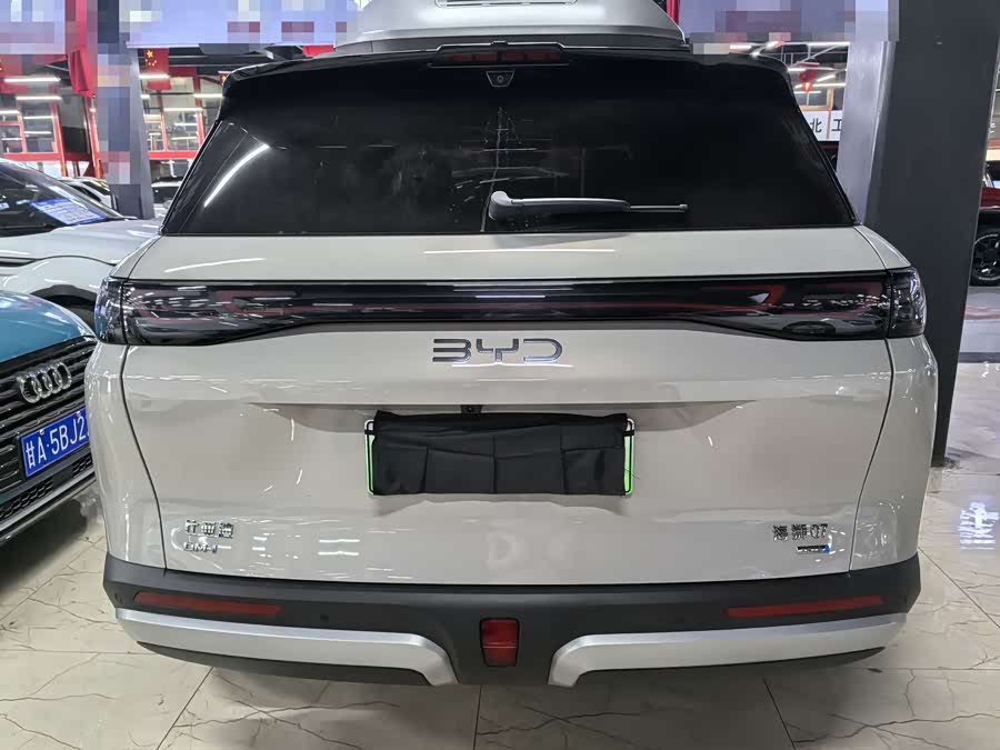 BYD Sea Lion 07 DM-i 2025 car image #6