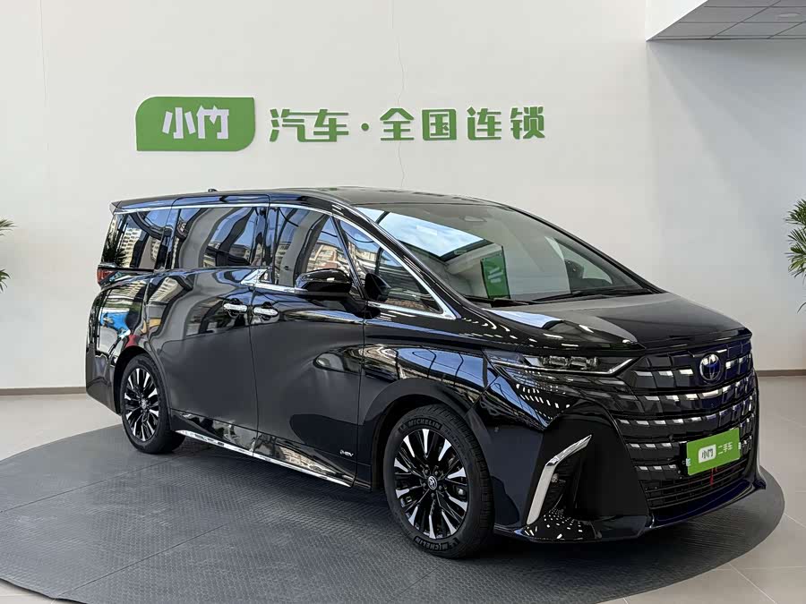 Toyota Alphard 2025 car image #6