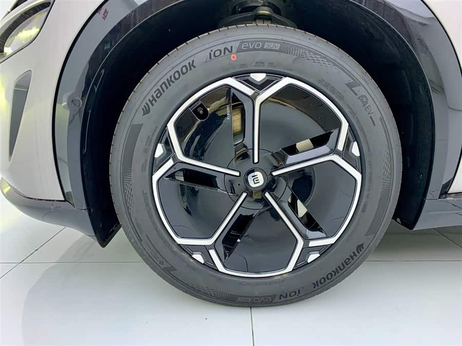 小米汽车 小米YU7 2025 #6 小米汽车 小米YU7 2025 汽车图片 #6