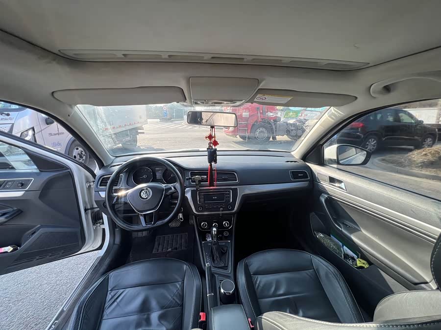 Volkswagen Lavida 2016 car image #6