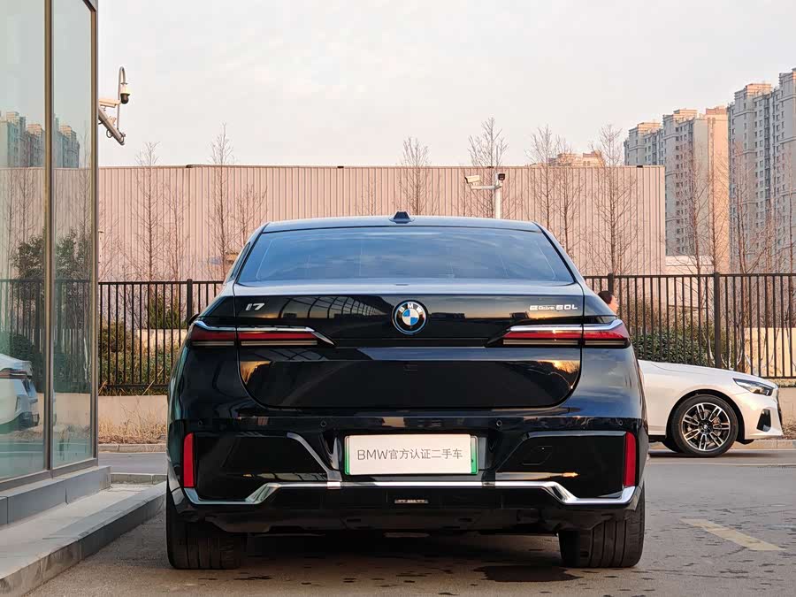 BMW i7 2024 изображение автомобиля #6