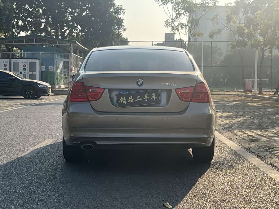 BMW 3 Series (Imported) 2011 immagine di auto #6