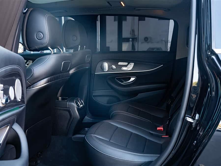 Mercedes-Benz E Class 2019 #6 Mercedes-Benz E Class 2019 car image #6