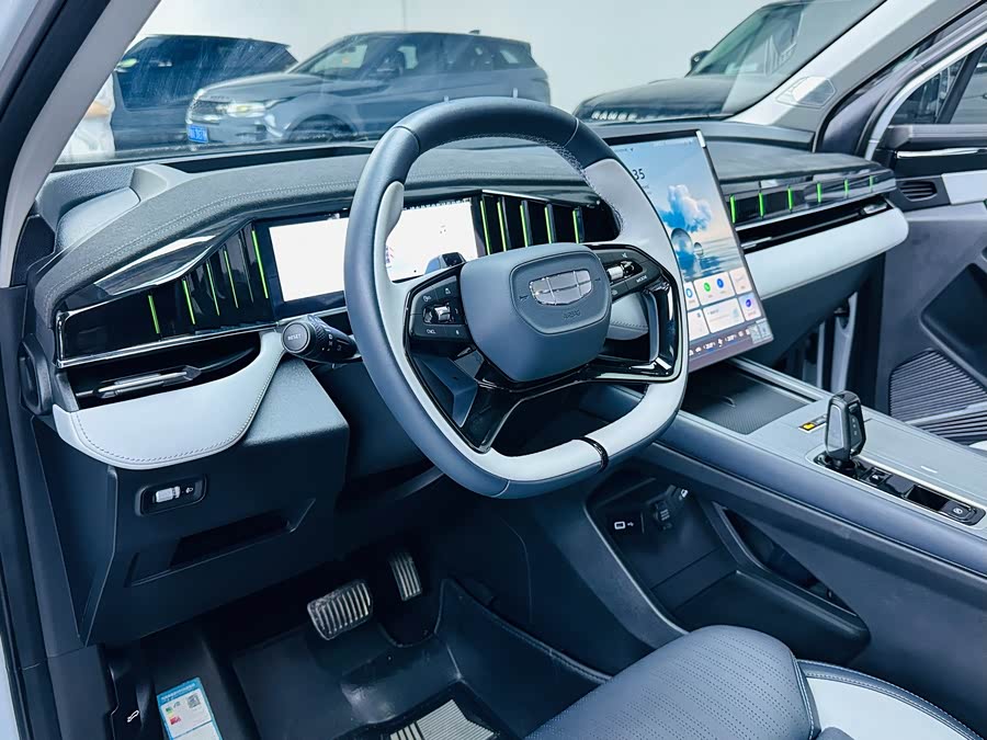 GEELY Boyue L 2024 car image #6