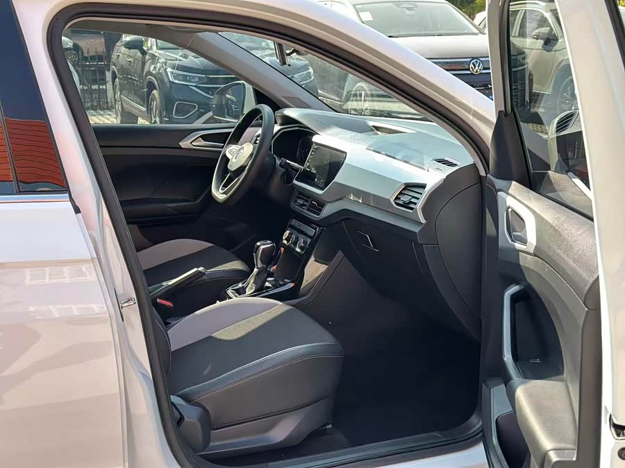 Volkswagen Tacqua 2023 #6 Volkswagen Tacqua 2023 car image #6