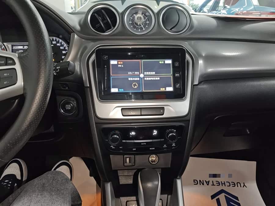 Suzuki Vitara 2016 #6 Suzuki Vitara 2016 car image #6