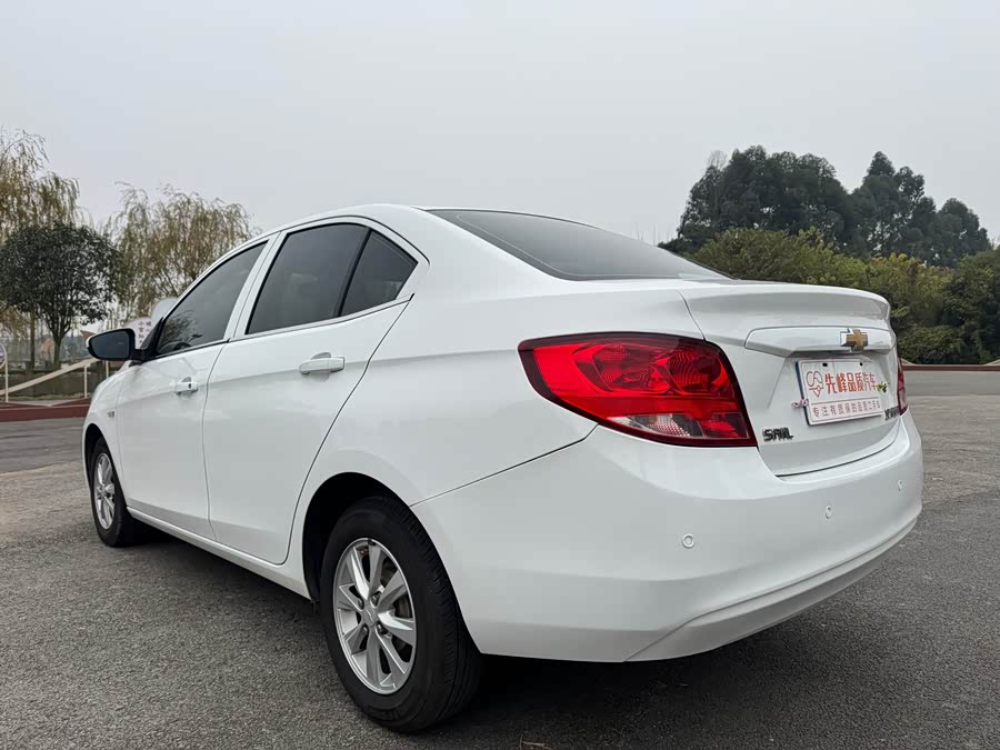 Chevrolet Sail 2015 immagine di auto #6