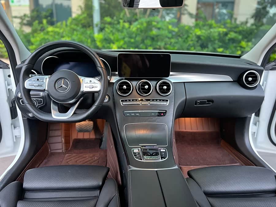 Mercedes-Benz C Class 2019 car image #6