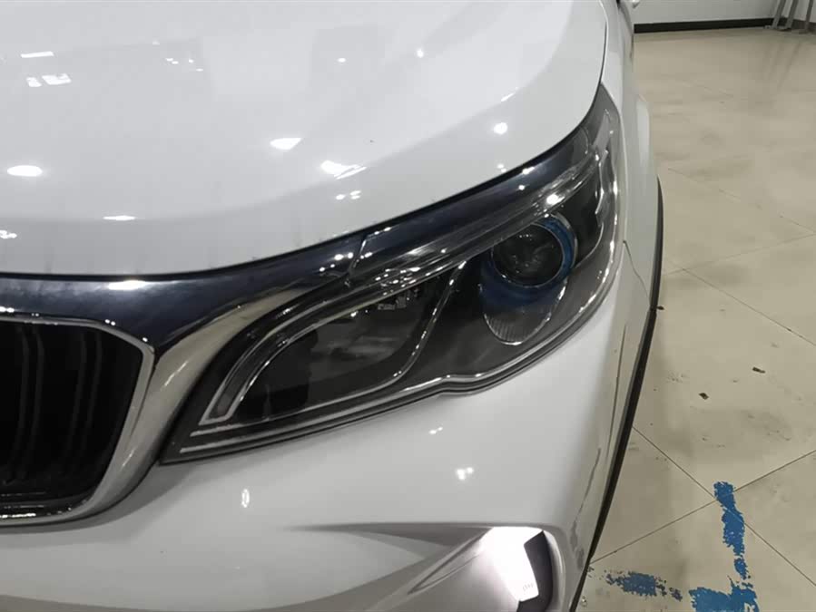 GEELY Vision X3 2021 car image #6