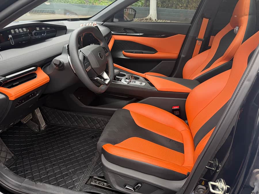 Changan UNI-V 2023 #6 Changan UNI-V 2023 صورة سيارة #6