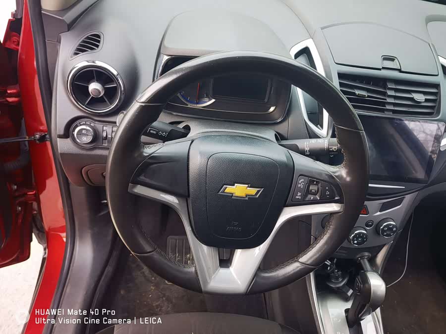 Chevrolet Tracker 2015 #6 Chevrolet Tracker 2015 car image #6