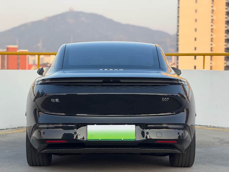 Zeekr 007 2024 immagine di auto #6