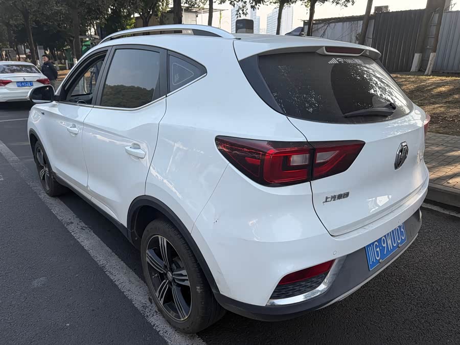 MG ZS 2018 car image #6