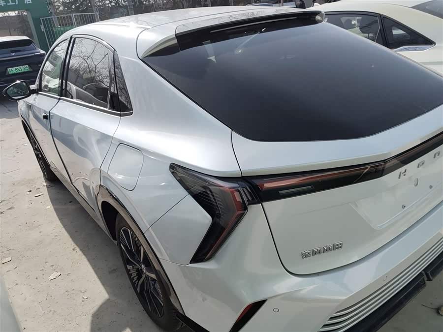 Honda e:NS2 2025 #6 Honda e:NS2 2025 car image #6