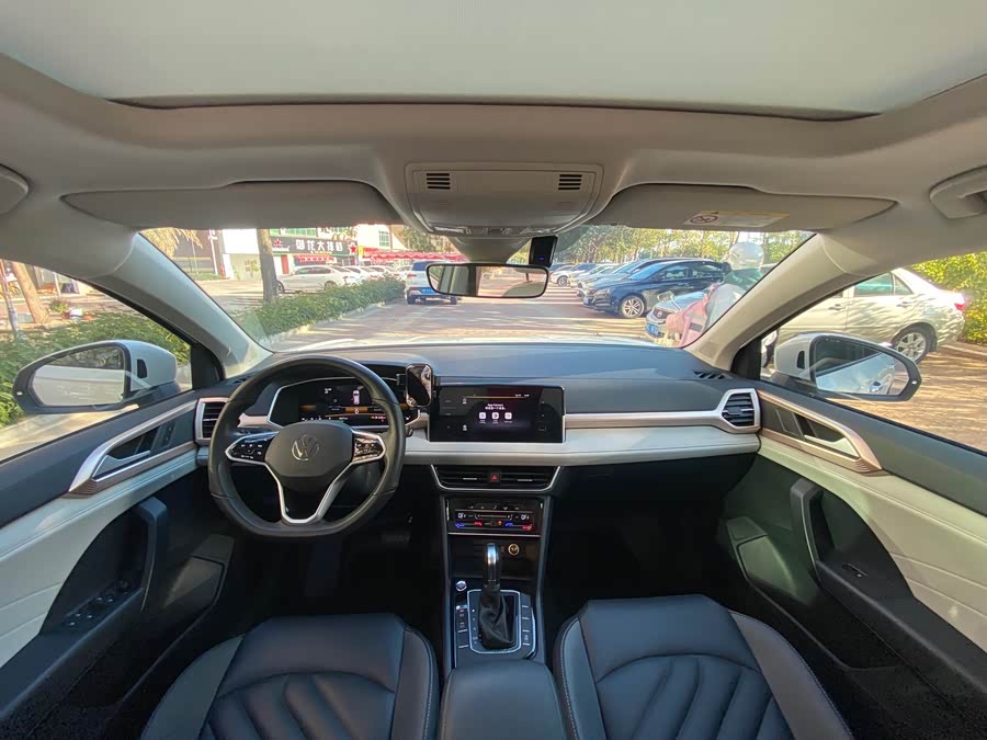 Volkswagen Tharu 2023 car image #6