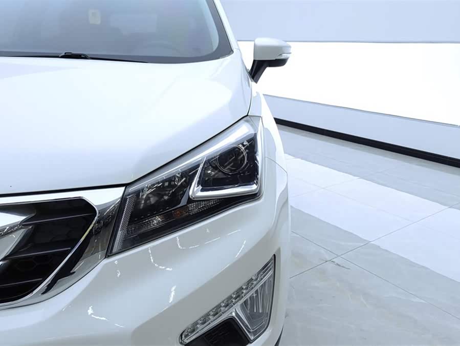 Changan CS15 2016 #6 Changan CS15 2016 imagen de coche #6