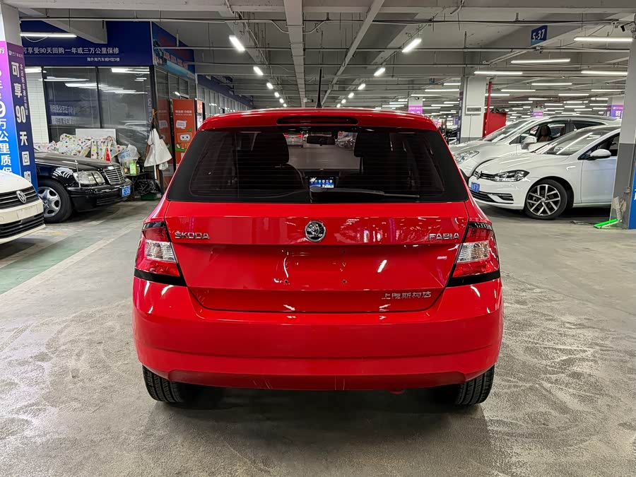 Skoda Fabia 2019 immagine di auto #6