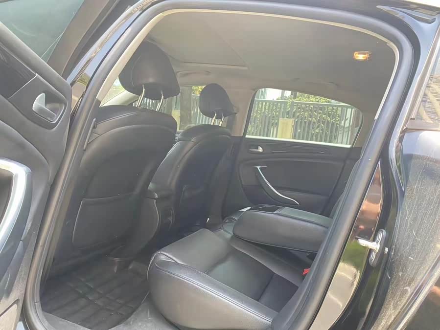 Citroen C5 2016 car image #6