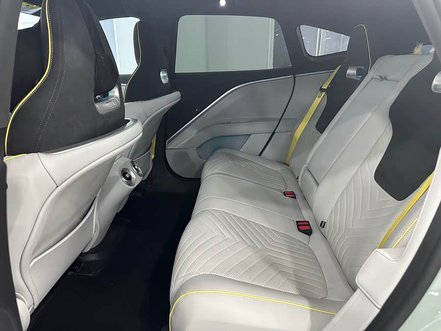 阿维塔 阿维塔11 2023 汽车图片 #6