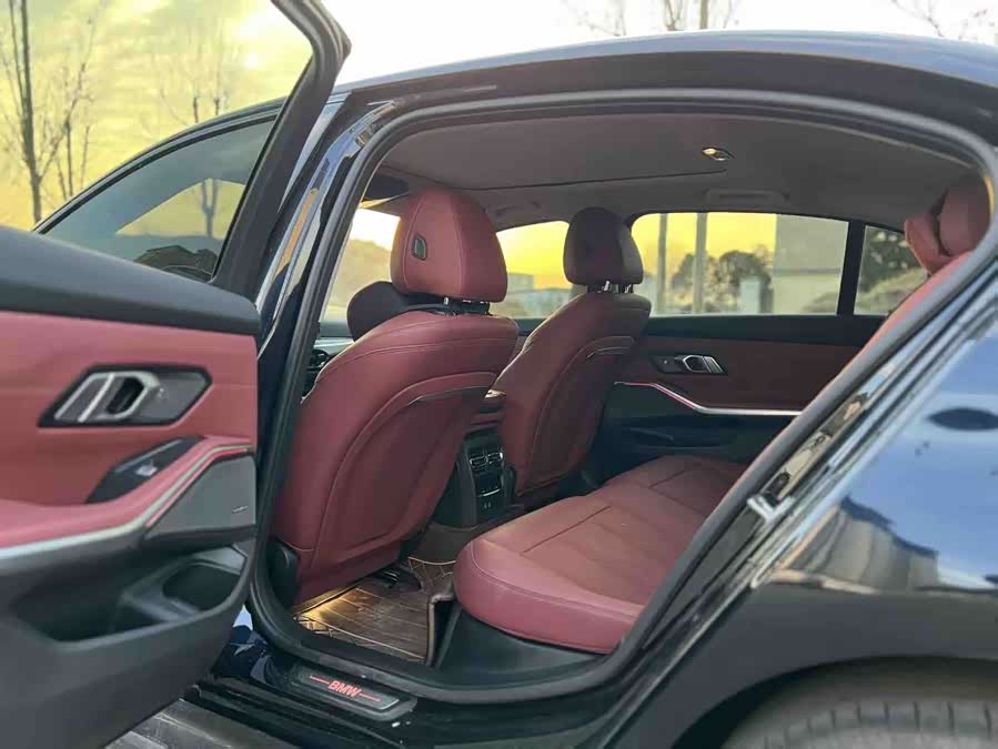 BMW i3 2024 car image #6