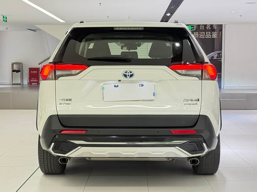 Toyota RAV4 2021 car image #6