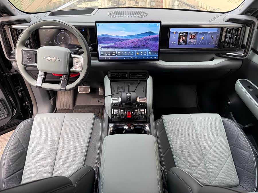 FangChengBao Leopard 5 2025 car image #6