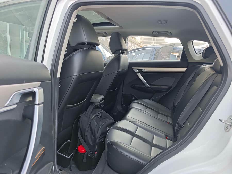 GEELY Coolray 2023 car image #6